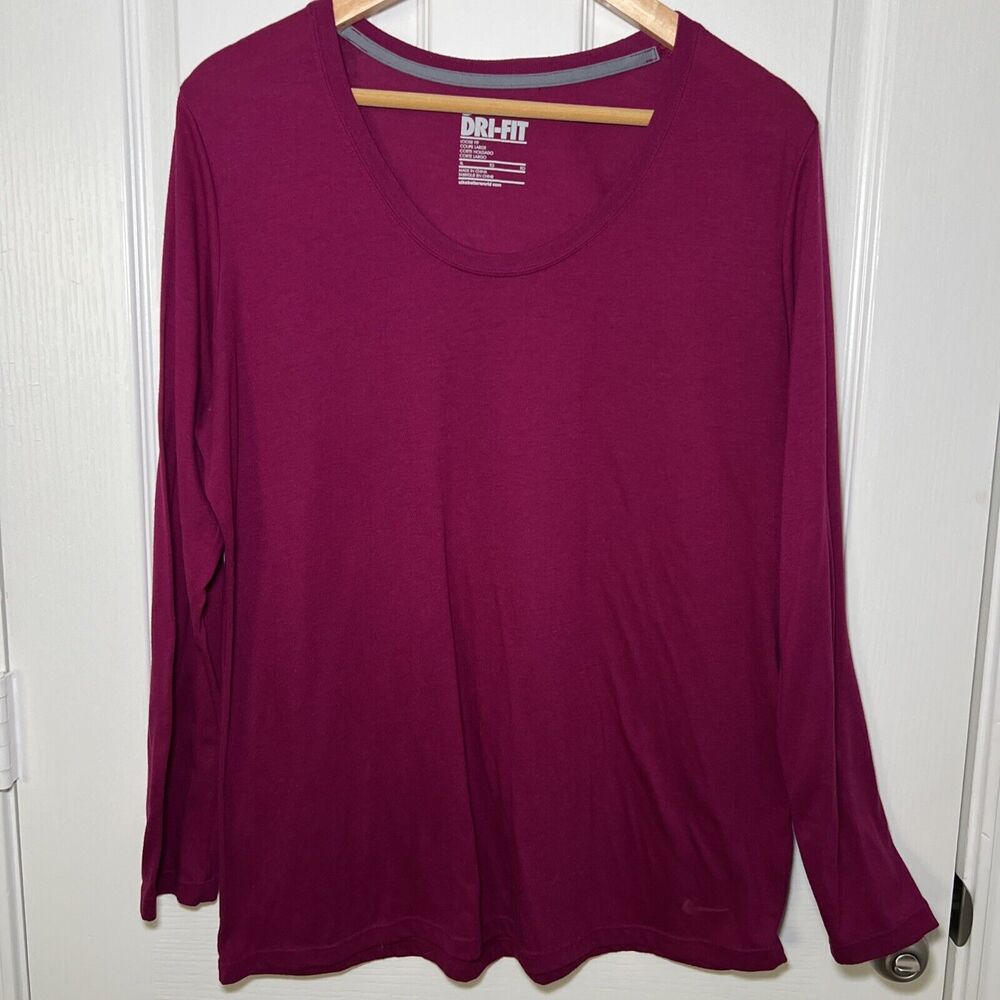 Nike Dri-Fit Women's XL Loose Fit Long Sleeve Shirt Magenta Round Neck